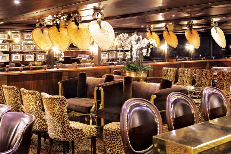 Bar du Leopard on S.S. Antoinette