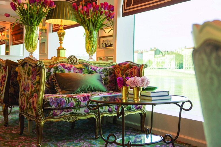 UNIWORLD Boutique River Cruises gallery image
