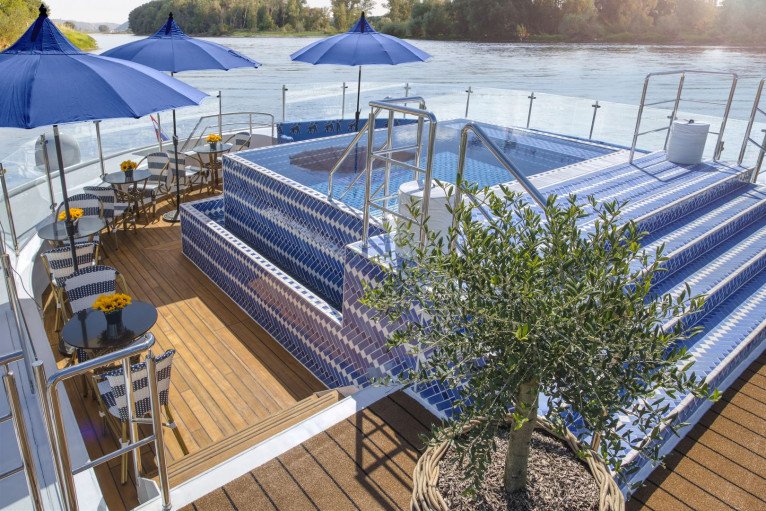 Infinity Pool on S.S. Bon Voyage