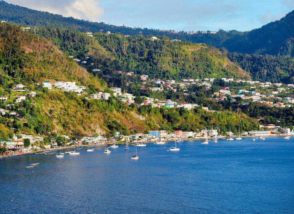 Roseau cruise port