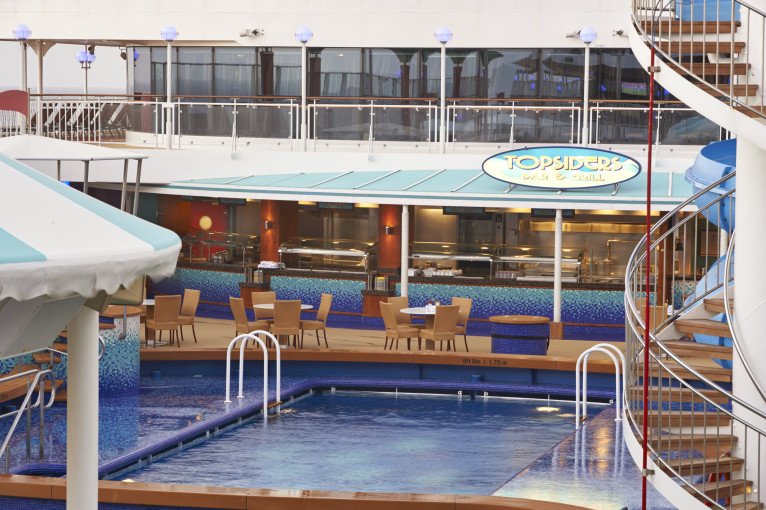 Topsiders Bar & Grill on Norwegian Gem