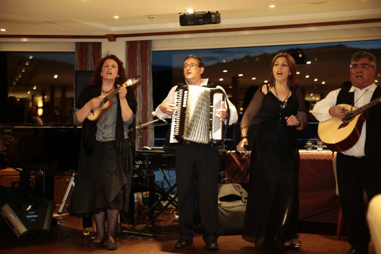 Onboard Entertainment on AmaLea