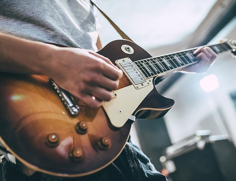 Live Bands on Enchantment of the Seas
