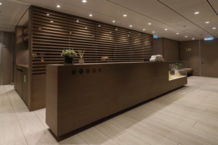 Elements Spa on Emerald Azzurra