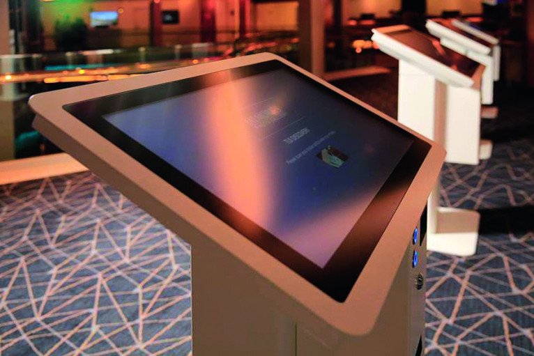 Photo Studio & Kiosks