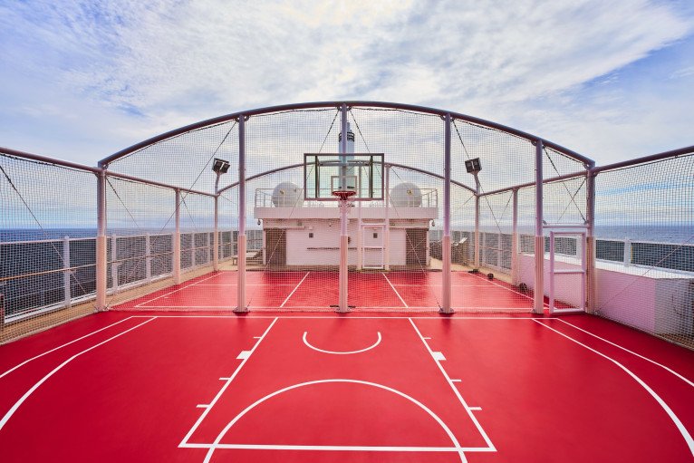 Sports Court on Explora I
