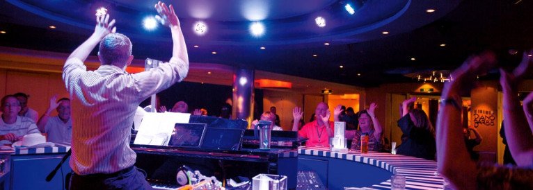 Piano Bar on Carnival Dream