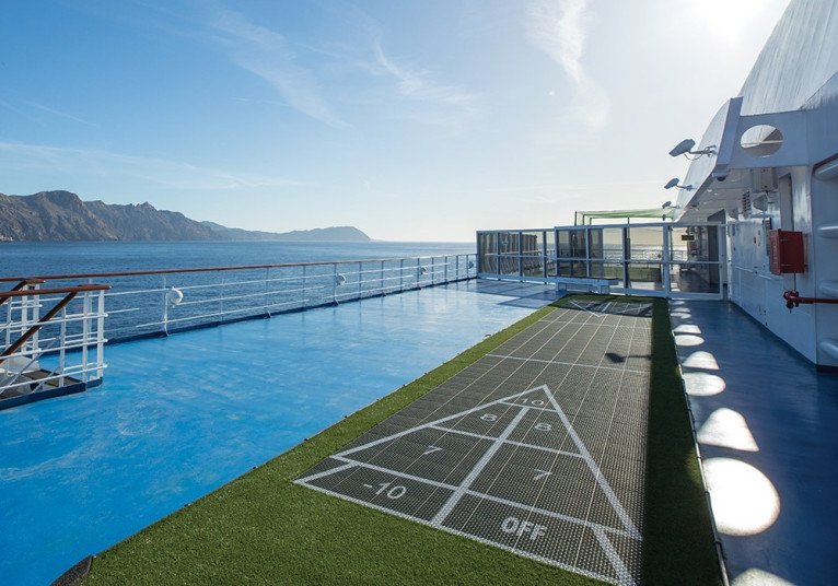 Shuffleboard 