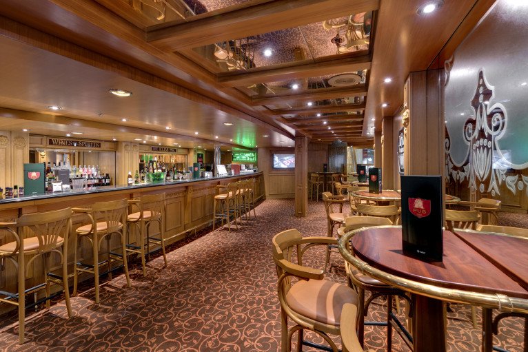 Sinfonia Lounge & Library on MSC Sinfonia