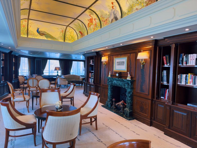 The Drawing Room on Azamara Onward