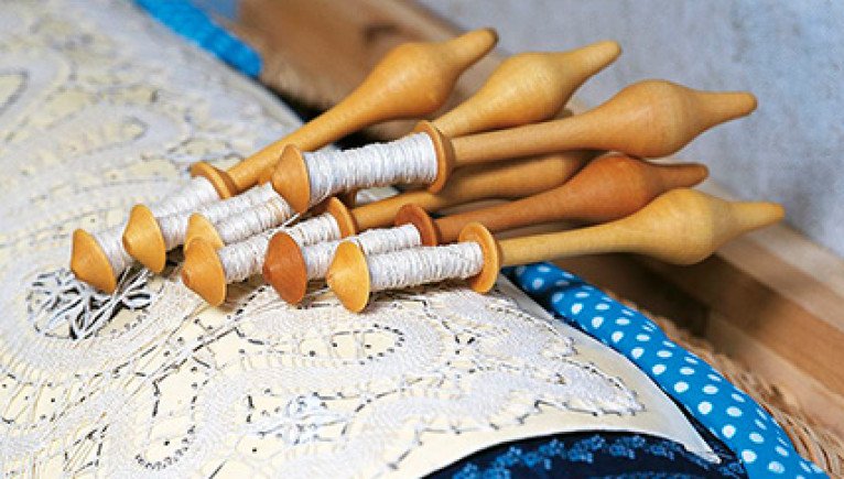 Craft & Cooking Demonstrations on Viking Lofn