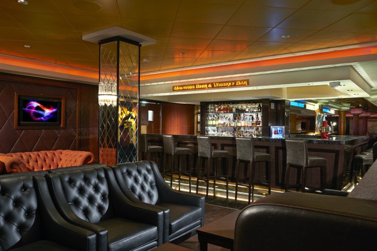 Onboard Shopping on Norwegian Gem