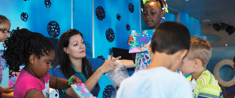 Arts & Crafts on Carnival Spirit
