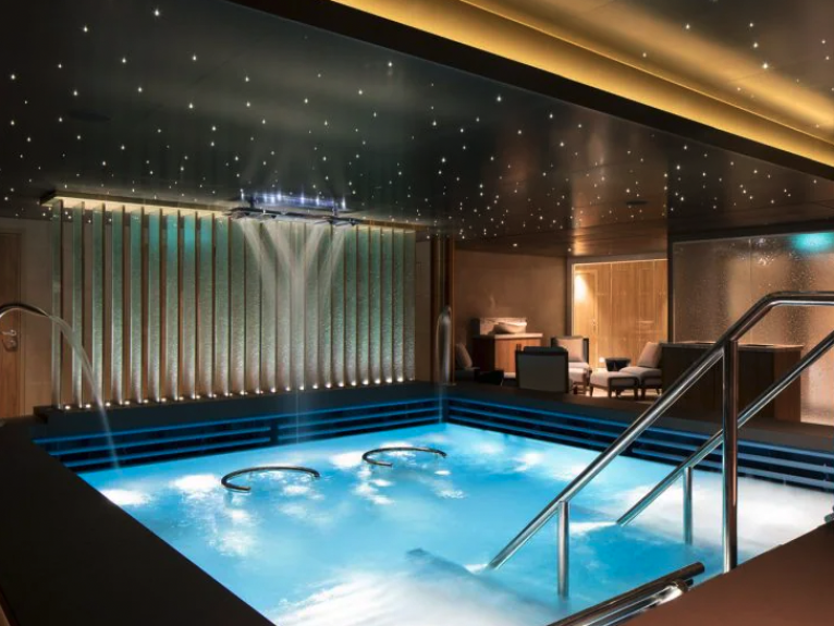 P&O Cruises gallery image