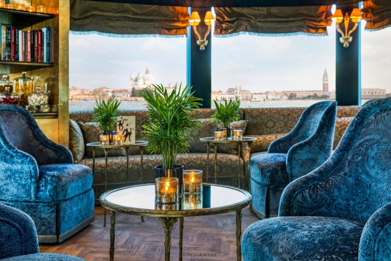 UNIWORLD Boutique River Cruises gallery image