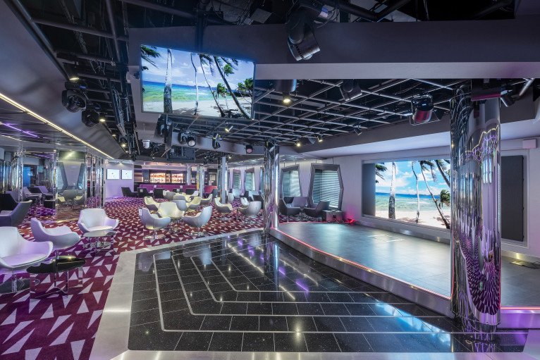 TV Studio & Bar on MSC Virtuosa