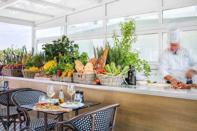 UNIWORLD Boutique River Cruises gallery image