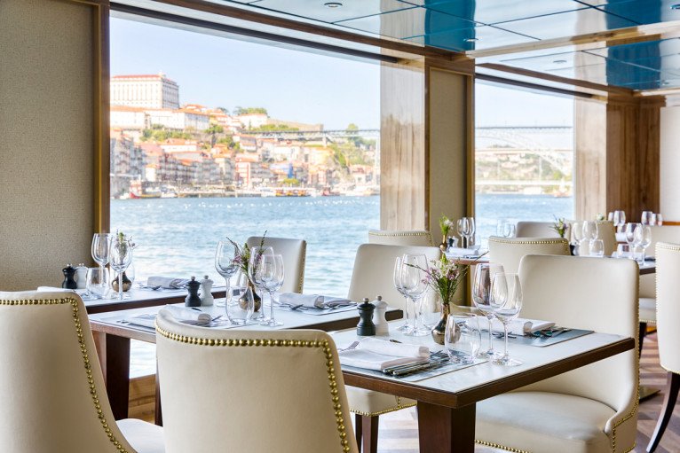 Feirtoria Restaurant on S.S. São Gabriel