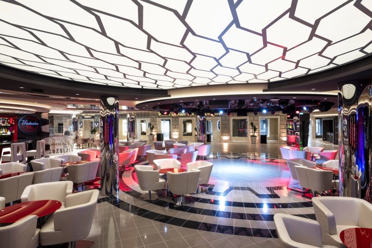 Virtuosa Bar & Lounge on MSC Virtuosa