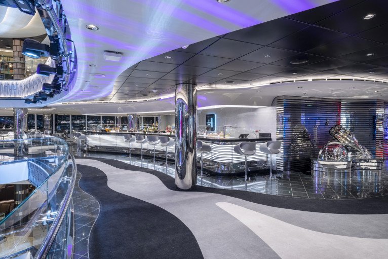 Champagne & Wine Bar on MSC Seashore
