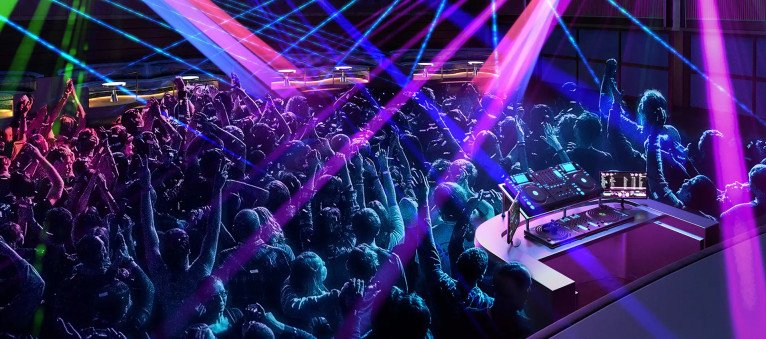 Viva Theatre & Club on Norwegian Viva