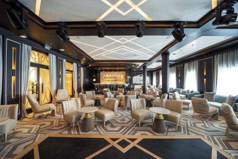 Pool Deck on Seven Seas Grandeur