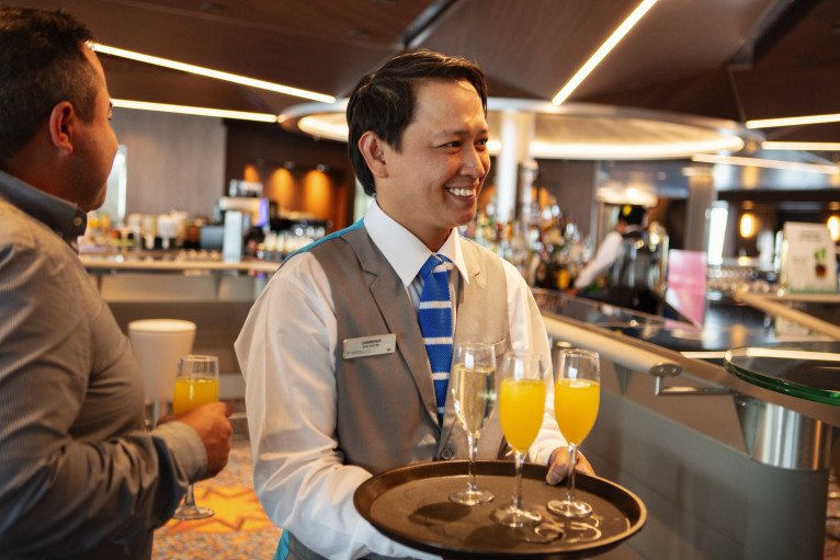 Star Bar & Lounge on Celestyal Discovery