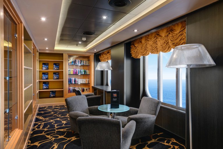 Armonia Lounge & Library on MSC Armonia