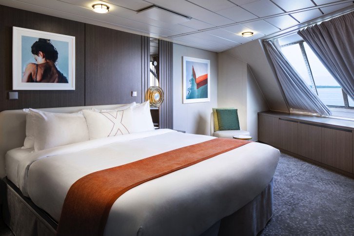 Sunset Suite 