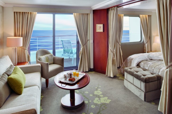 Sapphire Veranda Suite