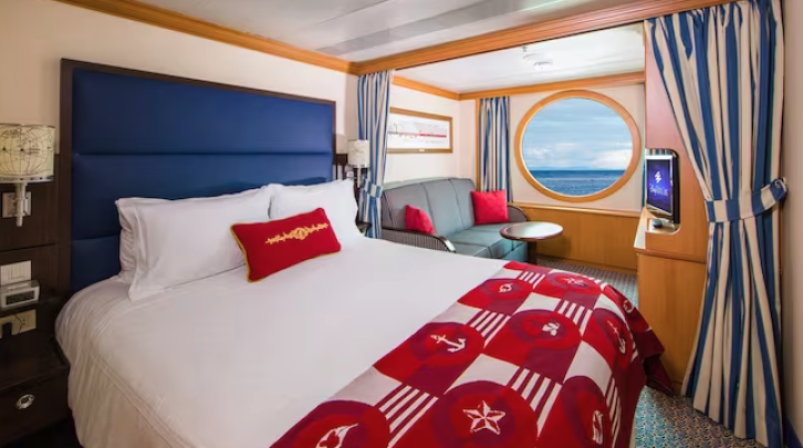 Deluxe Oceanview Stateroom