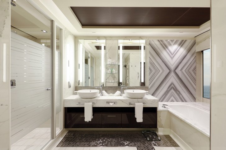 The Haven Deluxe Owner's Suite with Large Balcony