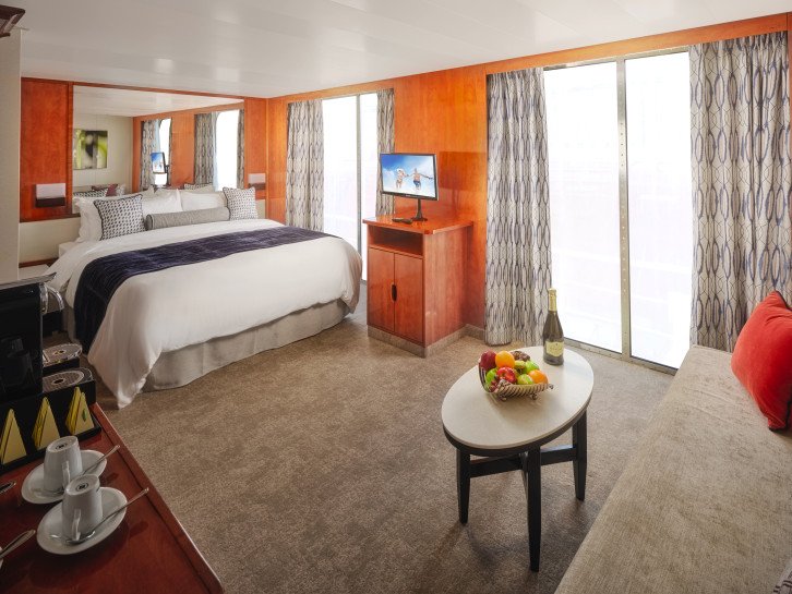 1-Bedroom Obstructed View Family Suite