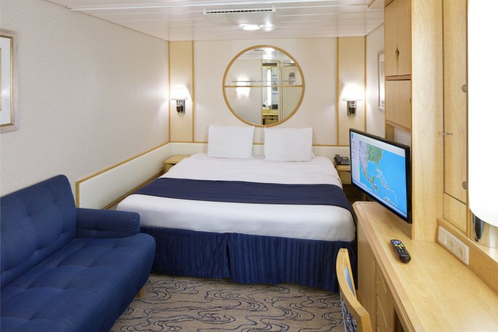 Interior cabin on Voyager of the Seas