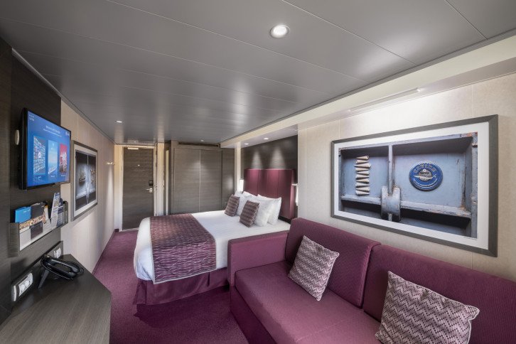 Deluxe Balcony Aurea