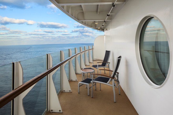 Junior Ocean View with Obstructed View