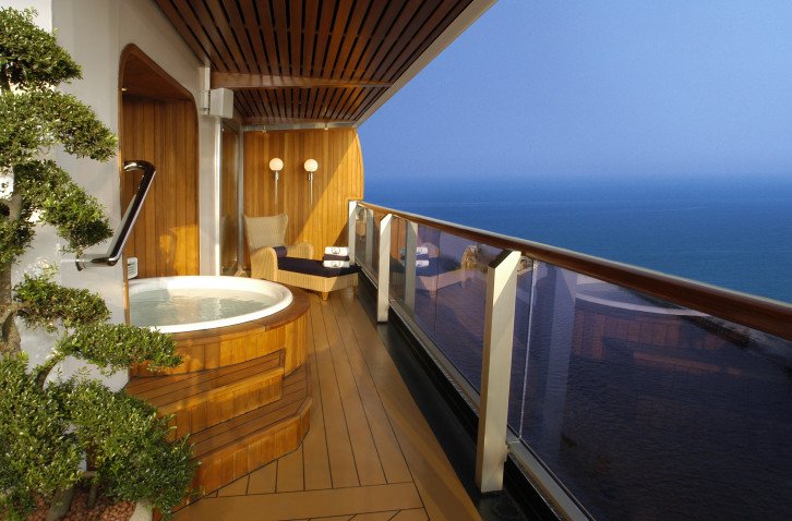 Pinnacle Suite