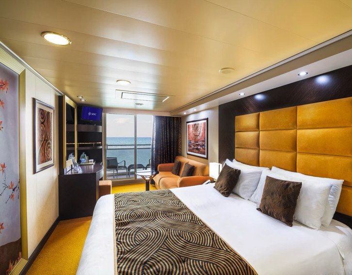 Deluxe Balcony with Partial View