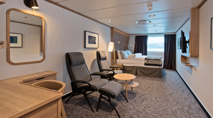 Arctic Superior | Outside cabin - Lower/middle decks