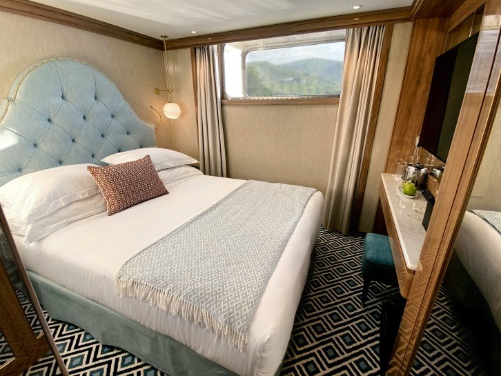 Classic cabin on S.S. São Gabriel