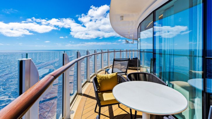 Junior Suite with Balcony