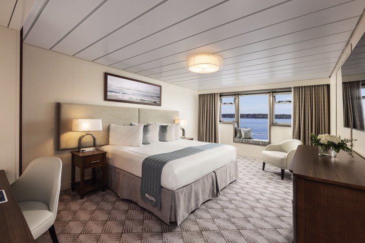Deluxe Balcony with Promenade & Ocean View