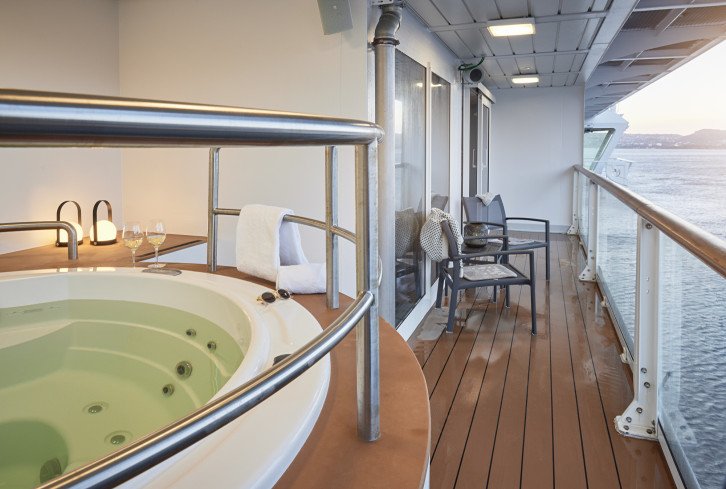 Premium Suite Aurea with Promenade & Ocean View