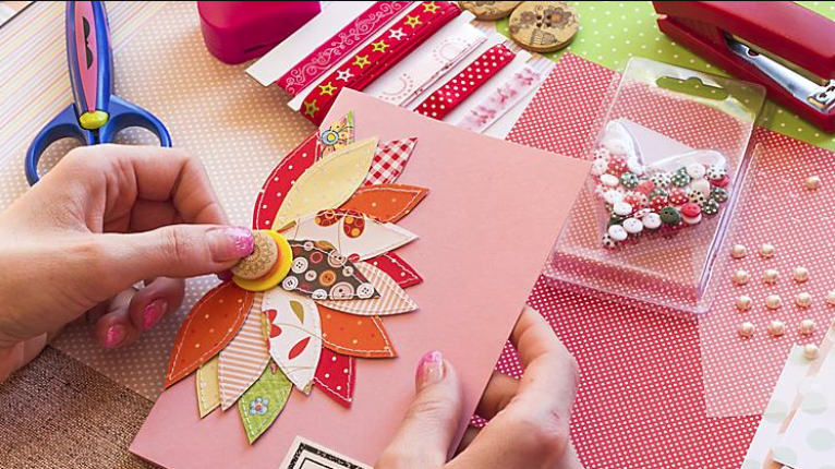 Scrapbooking on Jewel of the Seas