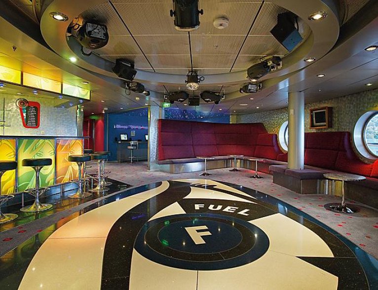 Teen Lounge on Jewel of the Seas