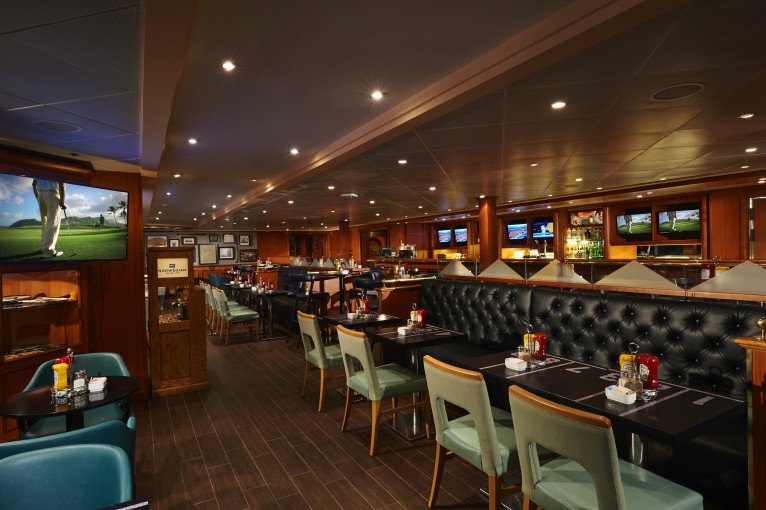 Sports Bar on Norwegian Sun