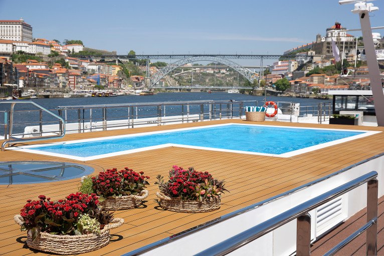 Pool on S.S. São Gabriel