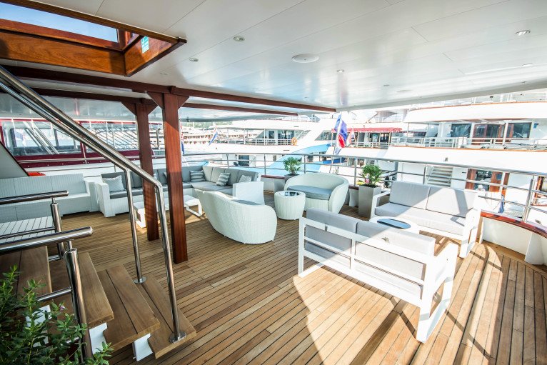 Riviera Travel gallery image
