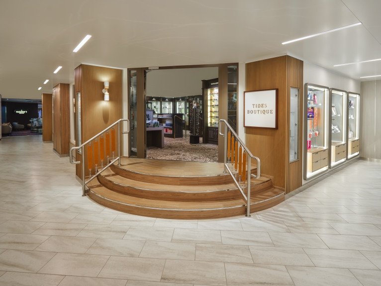 Park West Gallery on Norwegian Spirit