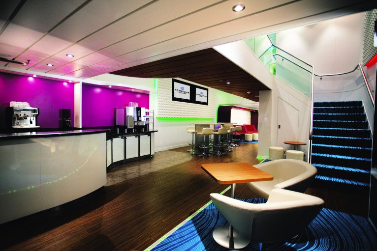 Studio Lounge on Norwegian Epic
